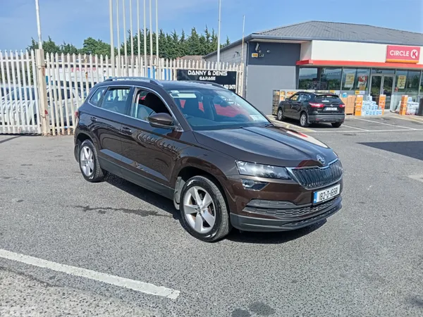 Skoda Karoq SUV, Diesel, 2018, Brown