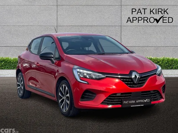 Renault Clio Hatchback, Petrol, 2023, Red
