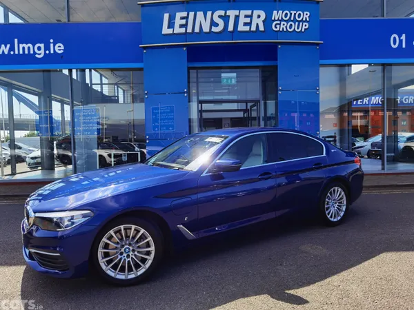 BMW 5-Series Saloon, Petrol Plug-in Hybrid, 2019, Blue