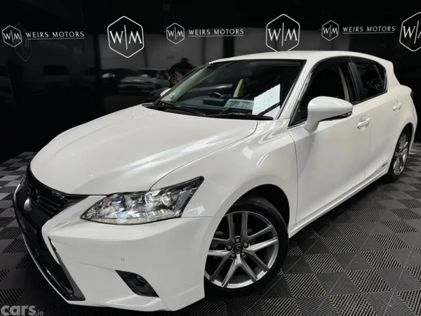 Lexus CT Hatchback, Petrol Hybrid, 2017, White