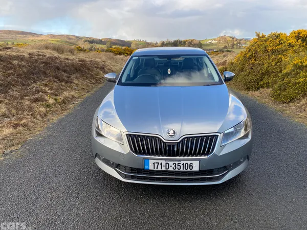 Skoda Superb Saloon, Diesel, 2017, Grey