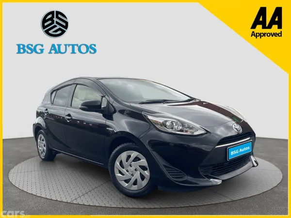 Toyota Aqua Hatchback, Petrol Hybrid, 2018, Black