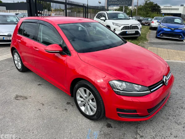 Volkswagen Golf Hatchback, Petrol, 2016, Red
