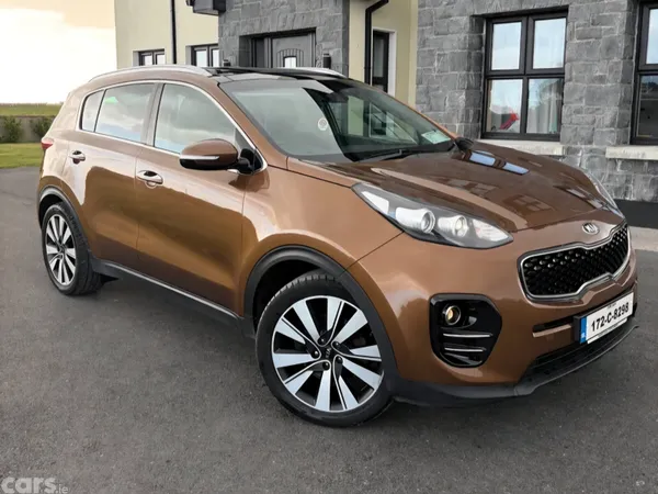 Kia Sportage SUV, Diesel, 2017, Brown