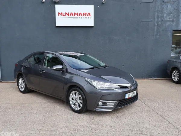 Toyota Corolla Saloon, Diesel, 2017, Grey