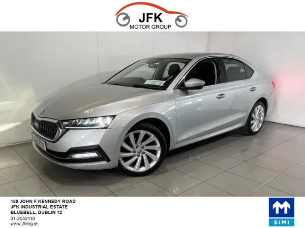Skoda Octavia Hatchback, Diesel, 2022, Grey