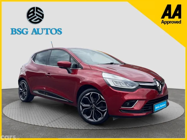 Renault Clio Hatchback, Petrol, 2019, Red