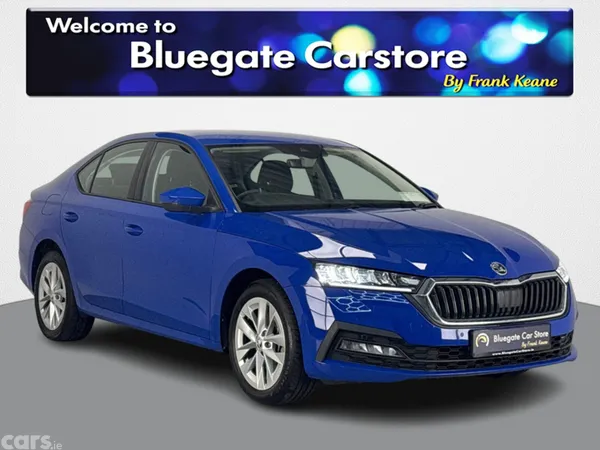 Skoda Octavia Saloon, Petrol Hybrid, 2024, Blue