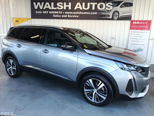 Peugeot 5008 MPV, Diesel, 2024, Grey