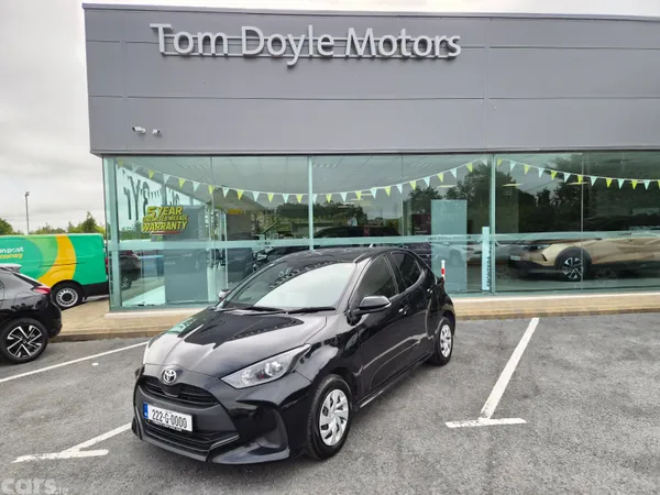 Toyota Yaris Hatchback, Petrol, 2022, Black