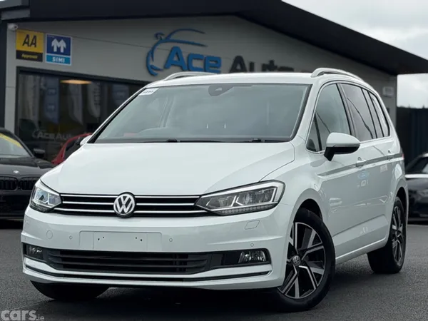 Volkswagen Touran MPV, Diesel, 2020, White