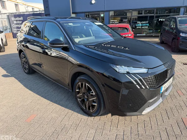 Peugeot 5008 MPV, Petrol Hybrid, 2026, Black