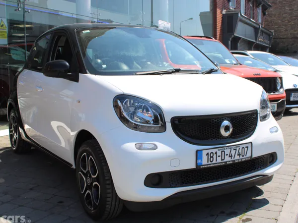 Smart Forfour Hatchback, Petrol, 2018, White