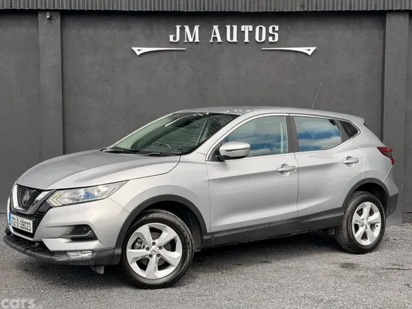 Nissan Qashqai SUV, Petrol, 2017, Silver