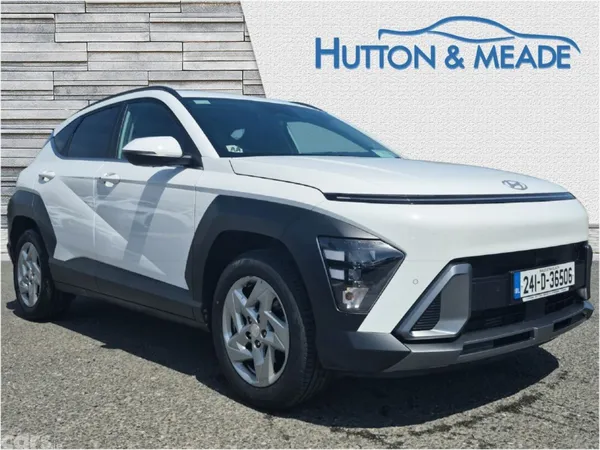 Hyundai KONA SUV, Petrol, 2024, White