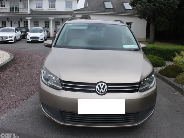 Volkswagen Touran MPV, Diesel, 2013, Brown
