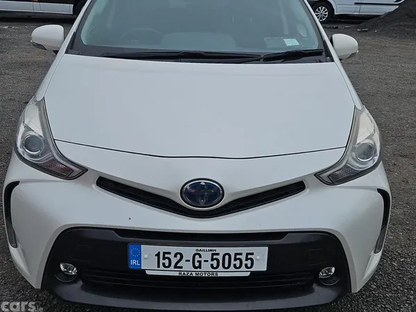 Toyota Prius MPV, Petrol Hybrid, 2015, White