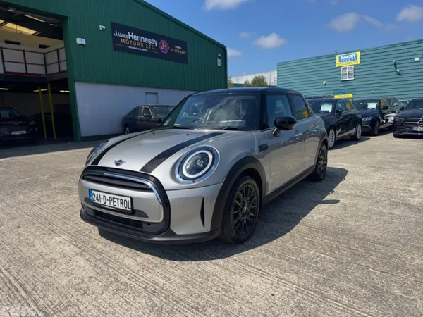 Mini Cooper Hatchback, Petrol, 2024, Silver