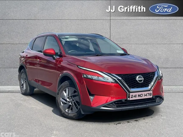 Nissan Qashqai MPV, Petrol, 2024, Red