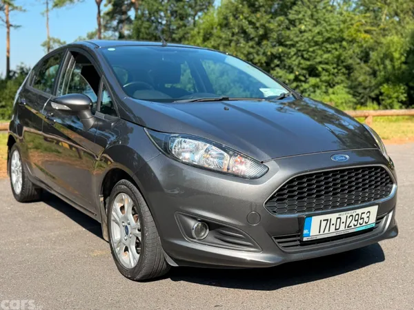 Ford Fiesta Hatchback, Diesel, 2017, Grey