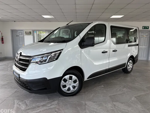 Renault Trafic MPV, Diesel, 2023, White