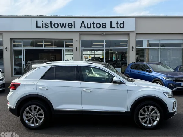 Volkswagen T-Roc SUV, Diesel, 2023, White