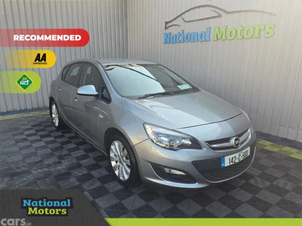 Opel Astra Hatchback, Diesel, 2014, Silver