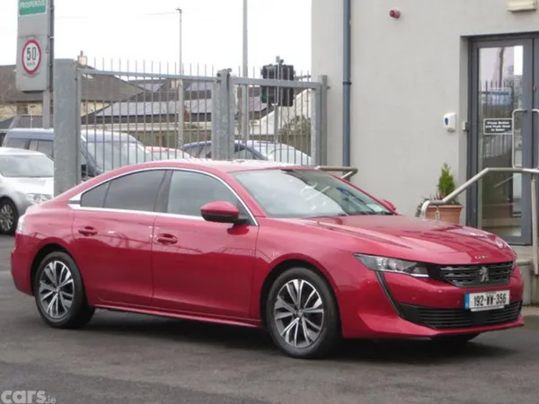 Peugeot 508 Hatchback, Diesel, 2019, Red