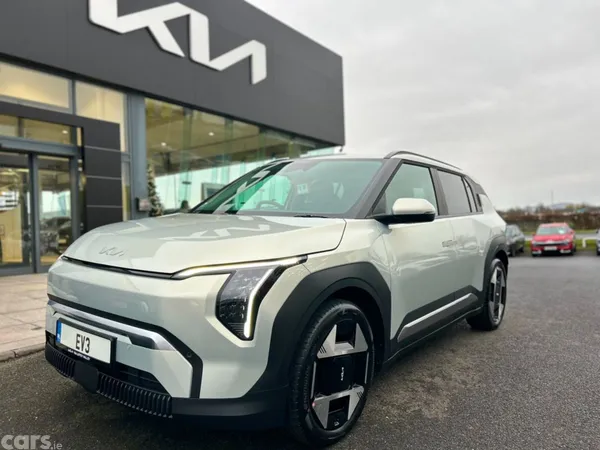 Kia EV3 SUV, Electric, 2027, Silver