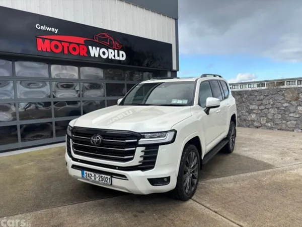 Toyota Land Cruiser SUV, Diesel, 2024, White