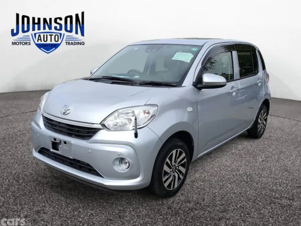 Toyota Passo Hatchback, Petrol, 2020, Silver