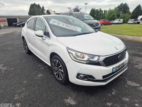 Citroen DS 4 Hatchback, Petrol, 2017, White