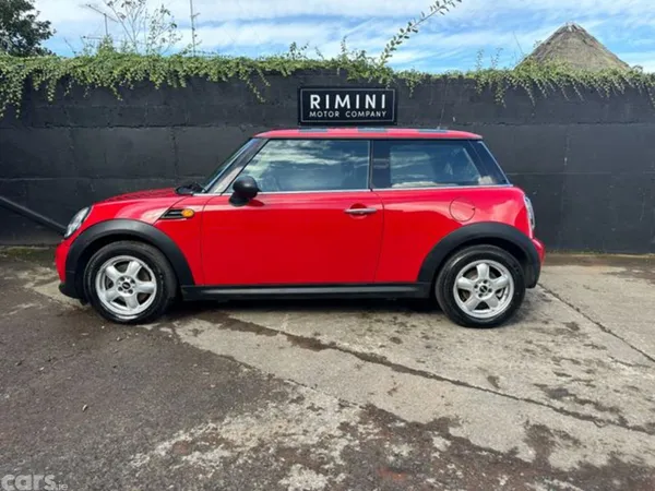 Mini Cooper Hatchback, Petrol, 2012, Red