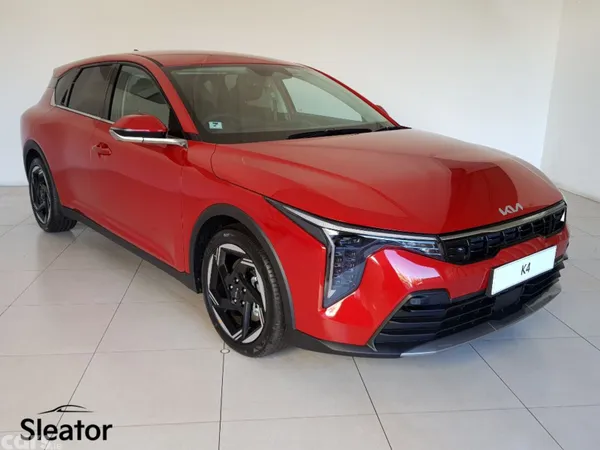 Kia K4 Hatchback, Petrol, 2026, Red