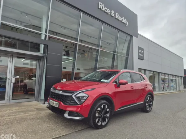 Kia Sportage MPV, Petrol Plug-in Hybrid, 2023, Red