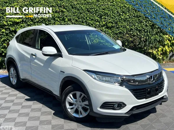 Honda Vezel SUV, Petrol Hybrid, 2021, White