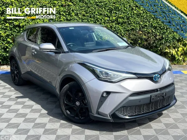 Toyota C-HR SUV, Petrol Hybrid, 2021, Grey