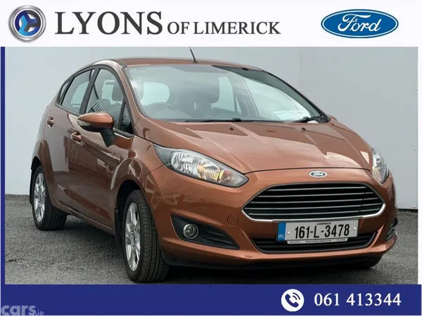 Ford Fiesta Hatchback, Petrol, 2016, Gold