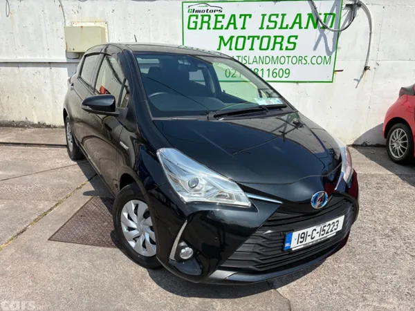 Toyota Vitz Hatchback, Petrol Hybrid, 2019, Black