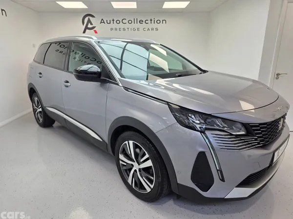 Peugeot 5008 MPV, Diesel, 2022, Grey
