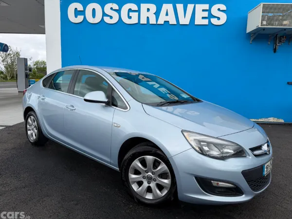 Opel Astra Saloon, Diesel, 2016, Silver