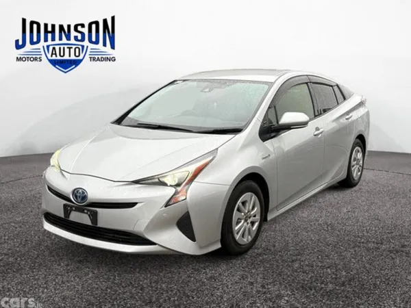 Toyota Prius SUV, Petrol Hybrid, 2017, Silver