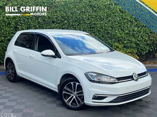 Volkswagen Golf Hatchback, Petrol, 2021, White