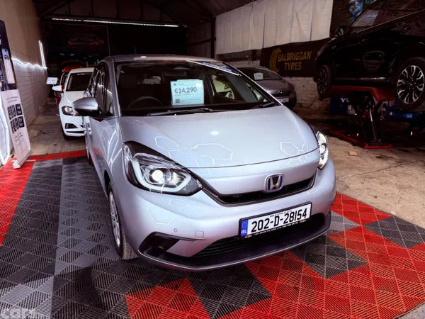 Honda Fit Hatchback, Petrol Hybrid, 2020, Silver