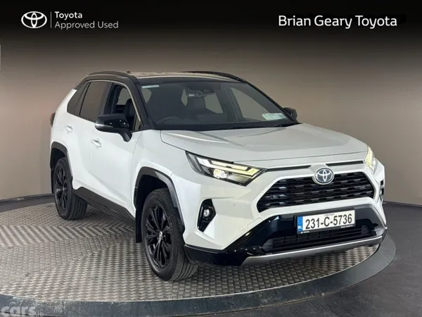 Toyota RAV4 SUV, Petrol Hybrid, 2023, White