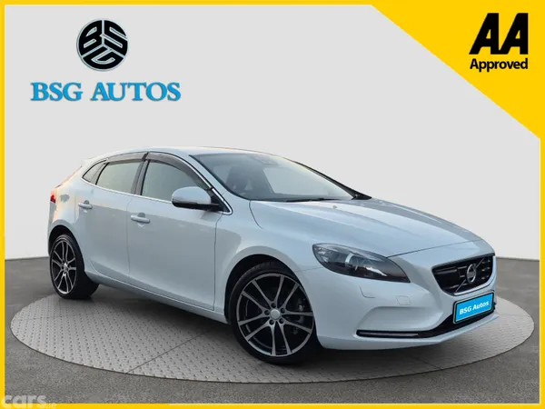 Volvo V40 Hatchback, Petrol, 2014, White