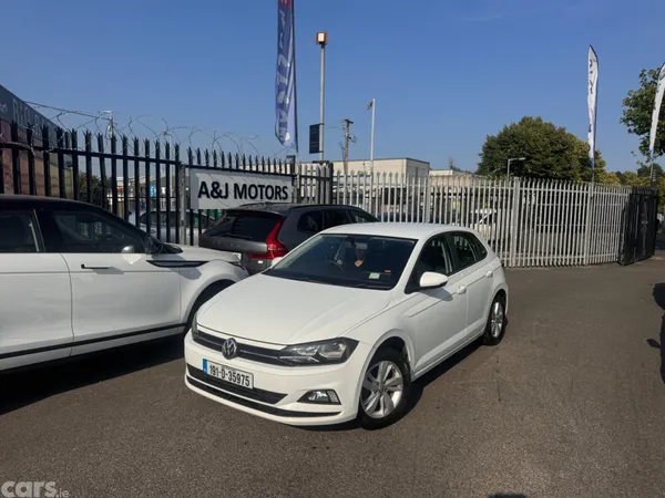 Volkswagen Polo Hatchback, Petrol, 2019, White