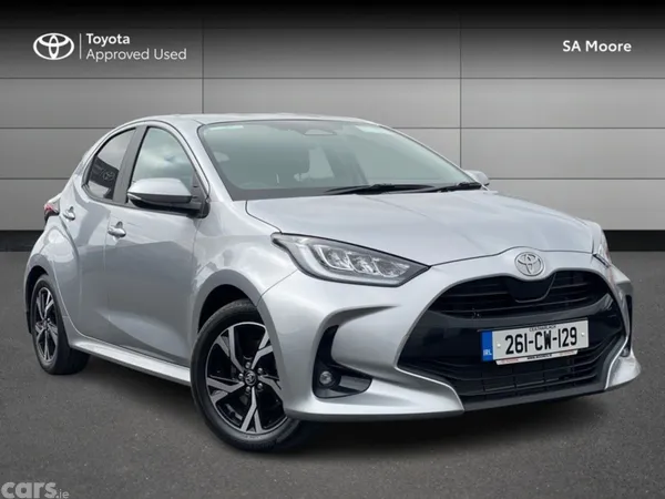 Toyota Yaris Hatchback, Petrol Hybrid, 2026, Grey