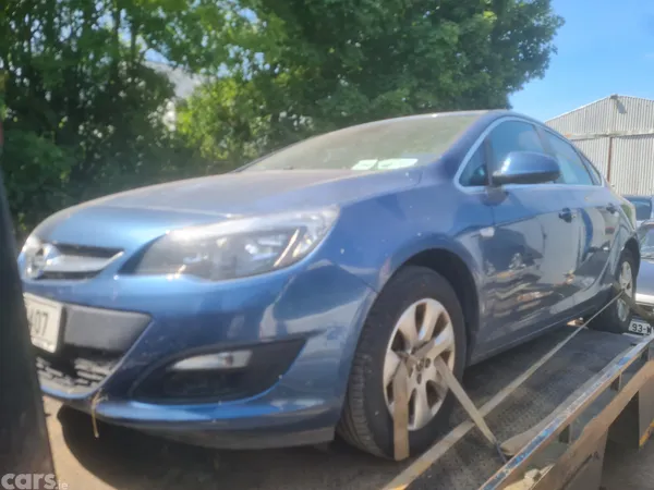 Opel Astra Saloon, Diesel, 2016, Blue