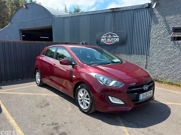 Hyundai i30 Hatchback, Diesel, 2017, Red